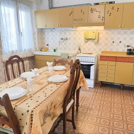 700 M From The Sea With Private Garage Санремо