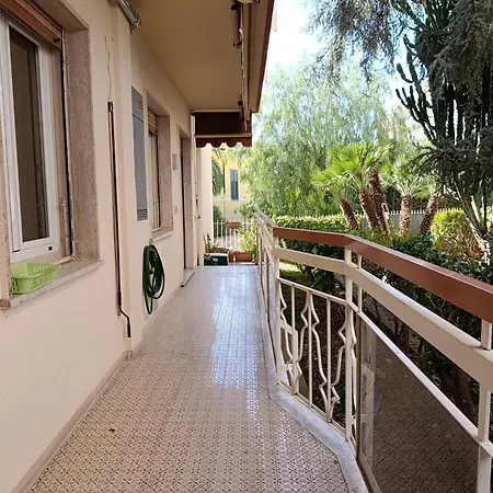 700 M From The Sea With Private Garage Апартаменты