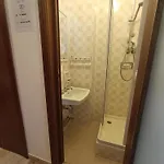 דירה 700 M From The Sea With Private Garage *