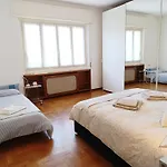 700 M From The Sea With Private Garage