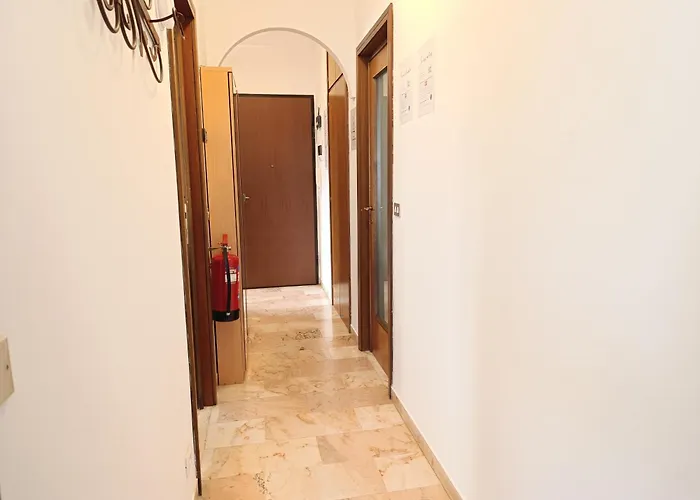 700 M From The Sea With Private Garage * 圣雷默