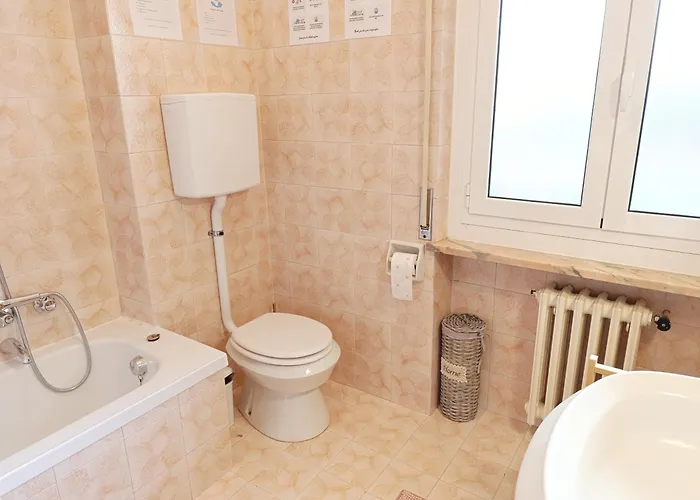 700 M From The Sea With Private Garage 아파트 산레모